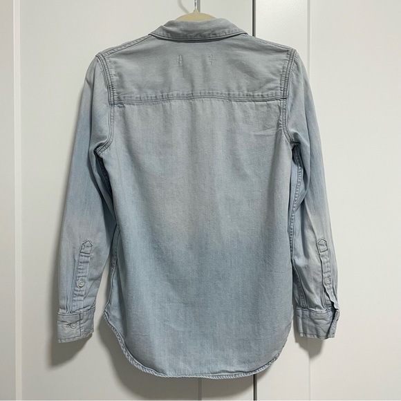 Aritzia Denim Forum Ex-Boyfriend Shirt Size XS // Chambray Button-Up - Picture 3 of 8